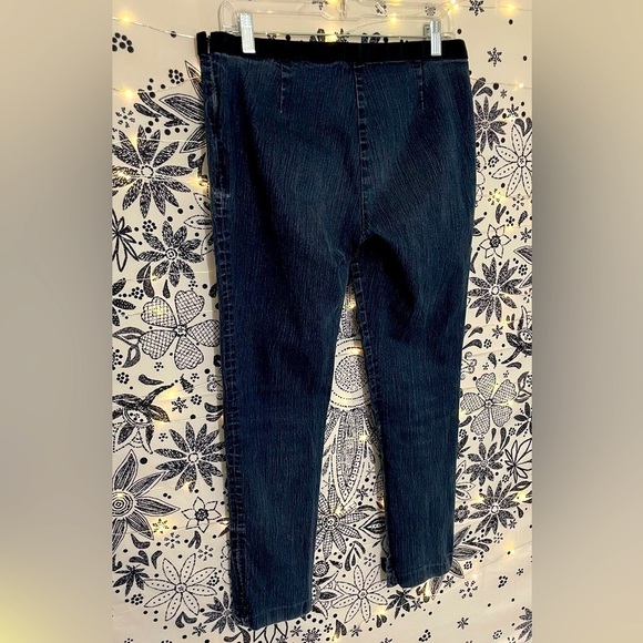 Tahari skinny stretch jegging jeans with side zip and stretch waistband - Picture 7 of 8